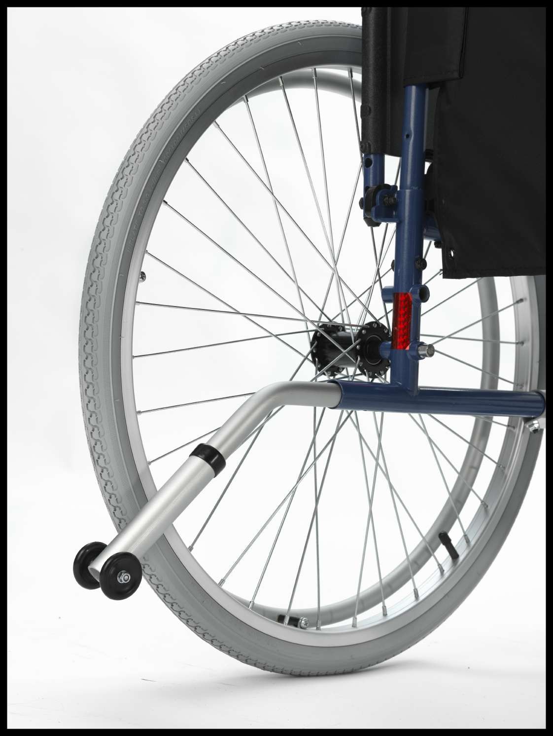 Utile accessorio per carrozzina Action 3 con ruotine passaggi stretti  - Rotelline Anti-ribaltamento 